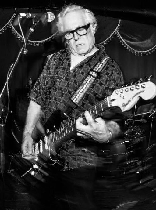 Cliff Roman